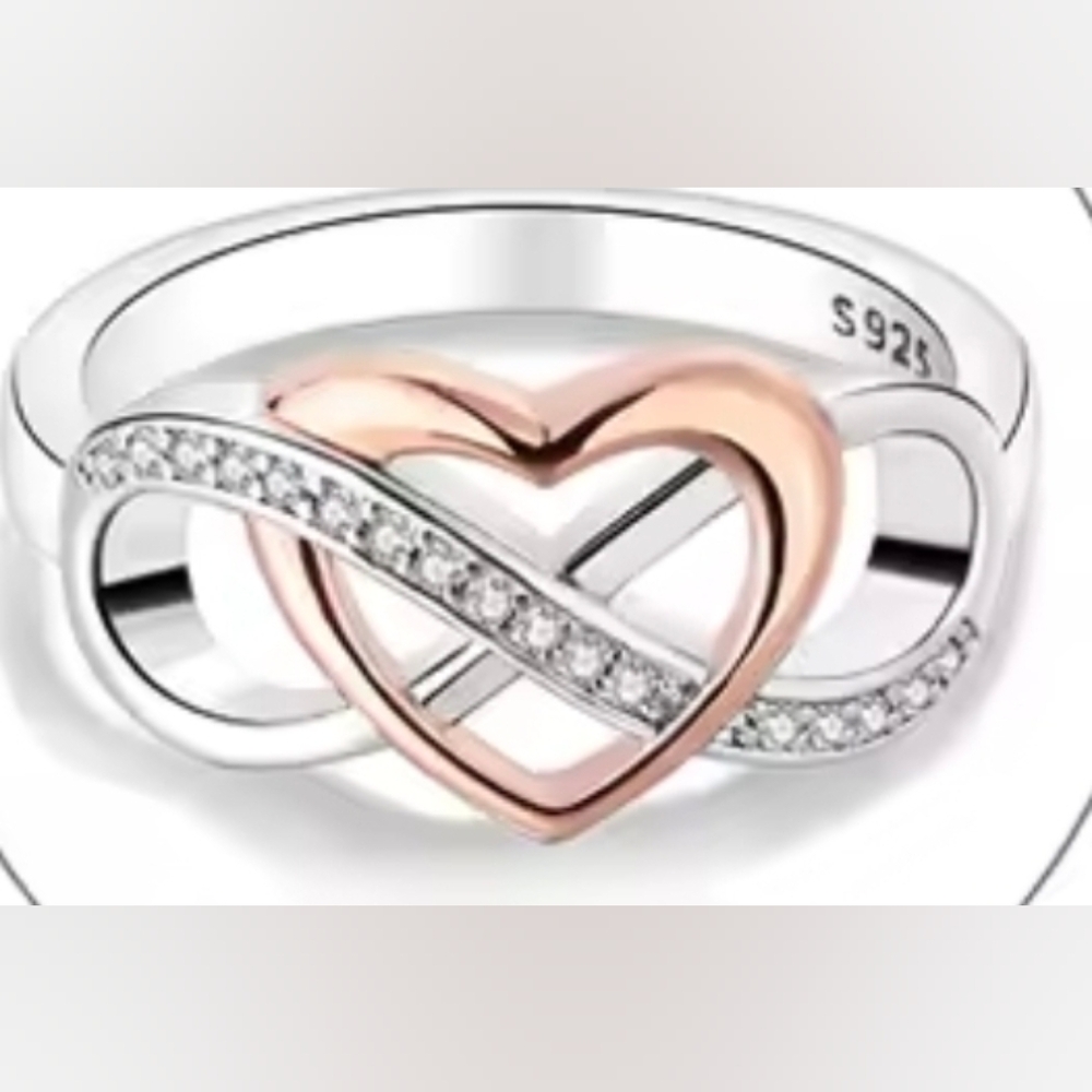 925 Sterling Silver and Rose Gold Heart Infinity Ring - Picture 4 of 4